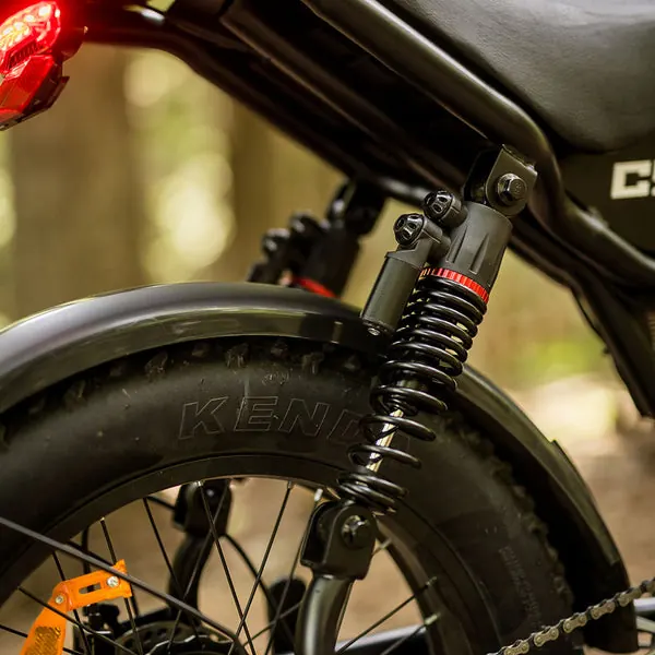 Bicicleta eléctrica EMOKO C93 apta para usuarios de 165 a 200 cm