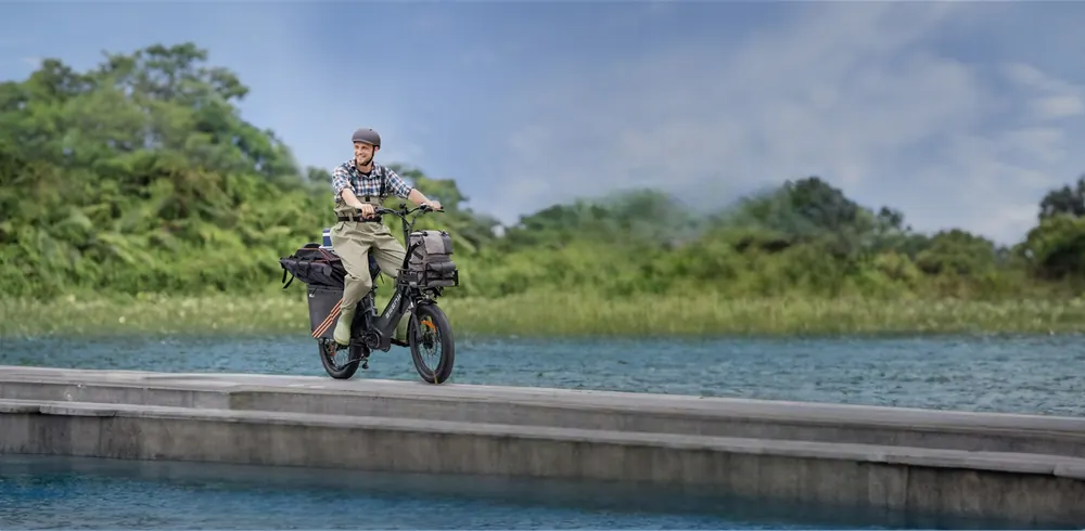 Bicicleta eléctrica ENGWE LE20 azul de la marca Engwe.