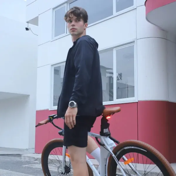 Velocímetro mostrando 25 km/h en bicicleta eléctrica FAFREES F1