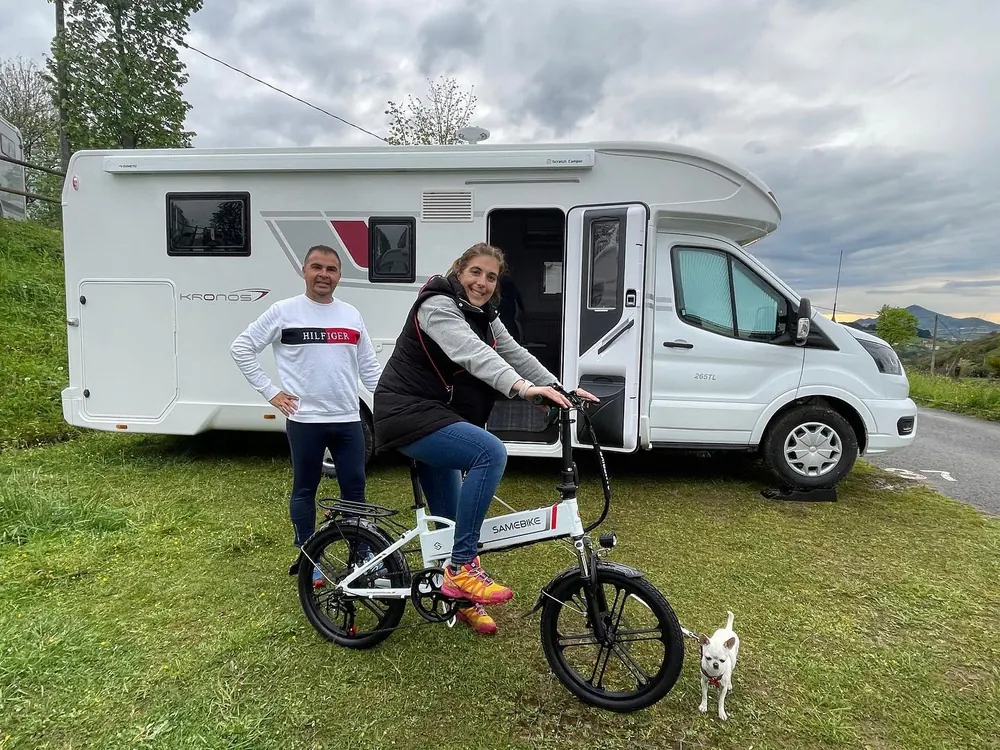 Bicicleta eléctrica plegable SAMEBIKE 20LVXD30-II 48V 80km autonomía vista lateral